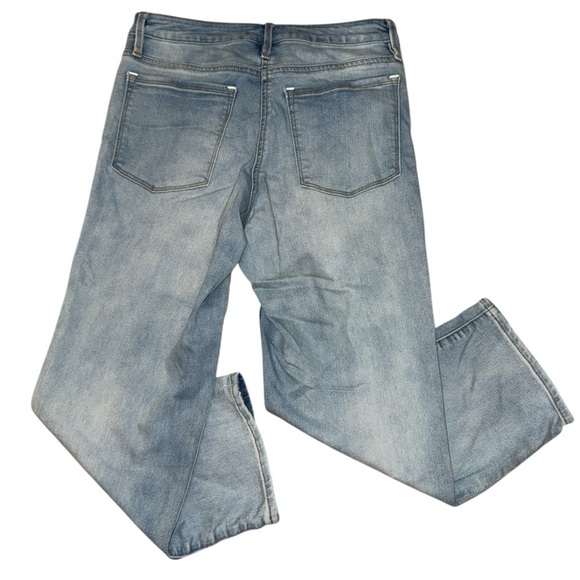 Athleta Sculptek light wash jeans women’s size 8P - Picture 2 of 9